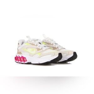 Nike Women’s Zoom Air Fire "Summit White And Total Orange" sneaker, Size 9.5